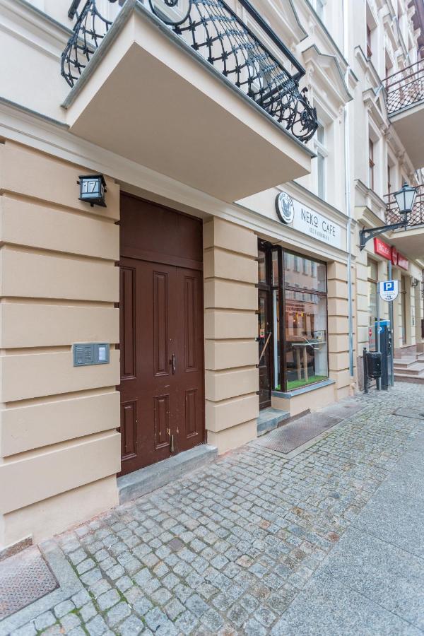 Green Garden Apartment Торунь Экстерьер фото