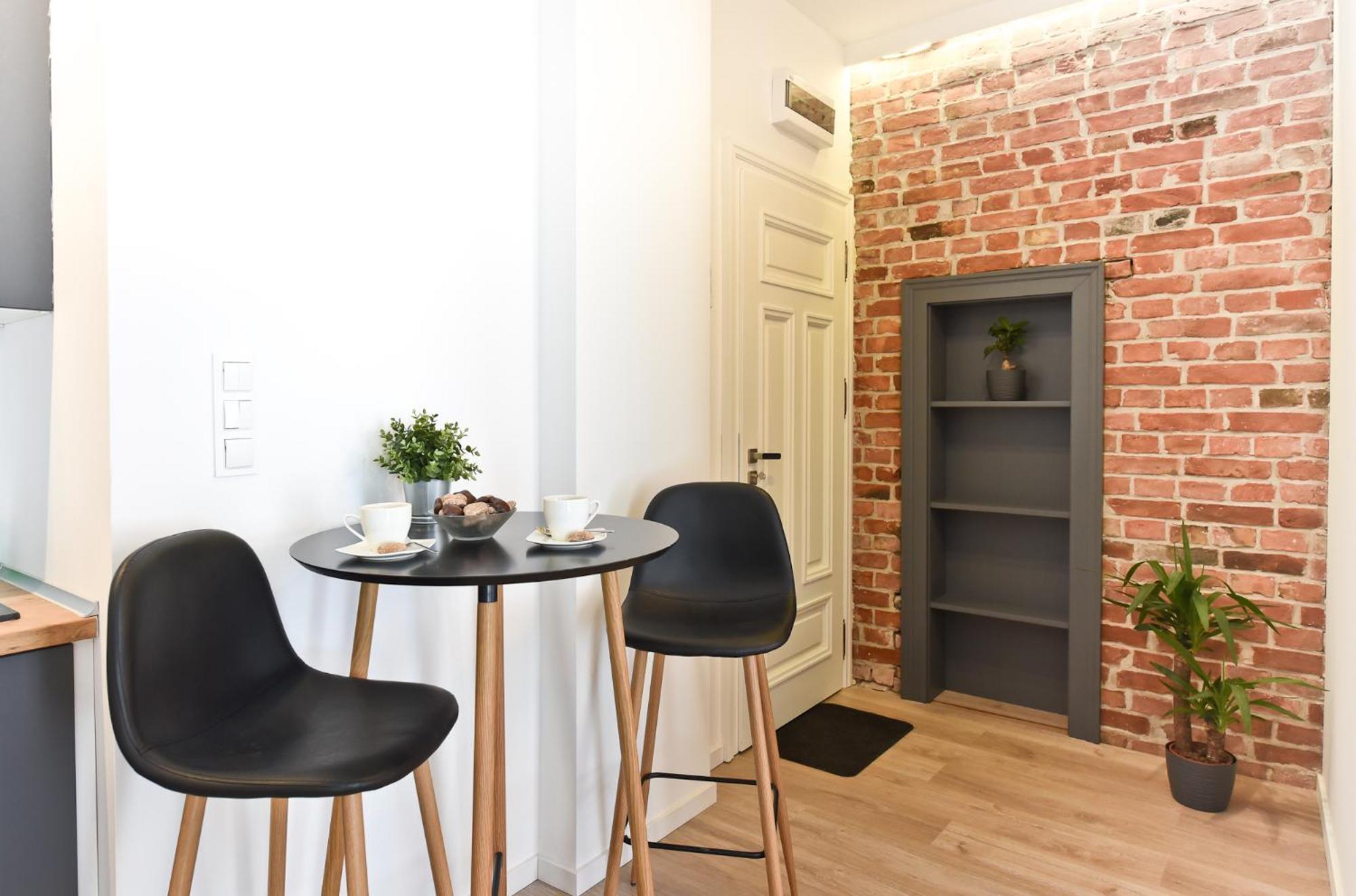 Green Garden Apartment Торунь Экстерьер фото